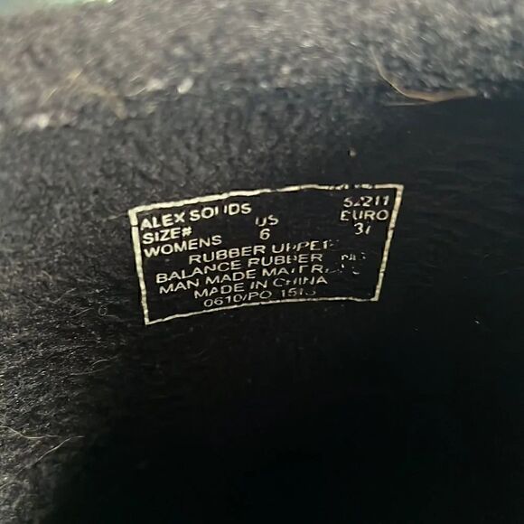 Bogs Alex Solid Black Boots Fleece Lined Ribbon Accent - Picture 4 of 14